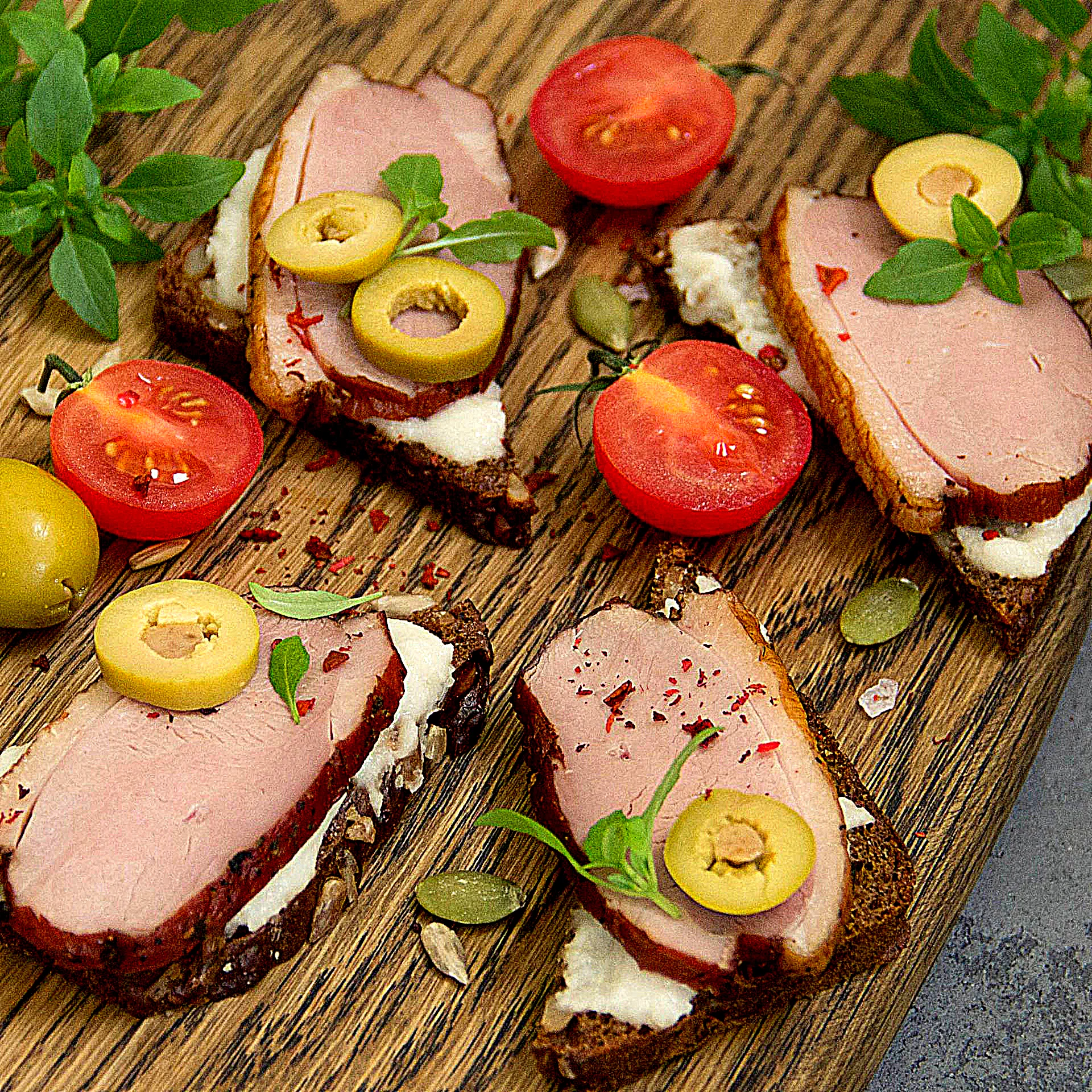 Грудки "Утиные" горячего копчения